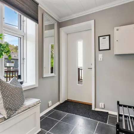 Perfect Getaway 7 Min To Centrum Apartment