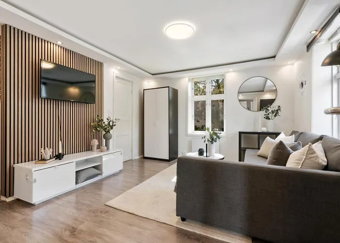 Perfect Getaway 7 Min To Centrum Apartment *